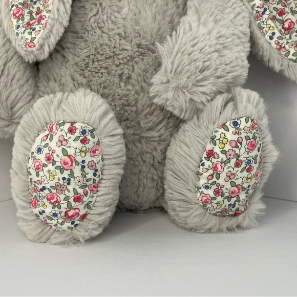 Jellycat London Silver Blossom Bunny Gray Soft Medium 12” HTF Plush - Picture 6 of 16